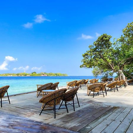 马拉希尼库达班多度假村 胡鲁马累 外观 照片 View of the island from the resort