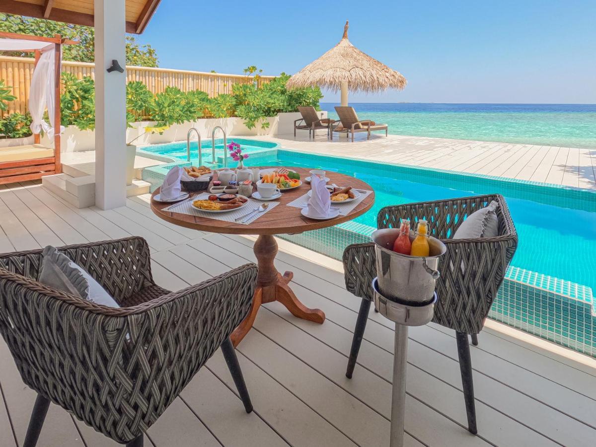 马拉希尼库达班多度假村 胡鲁马累 外观 照片 A beach villa at the resort