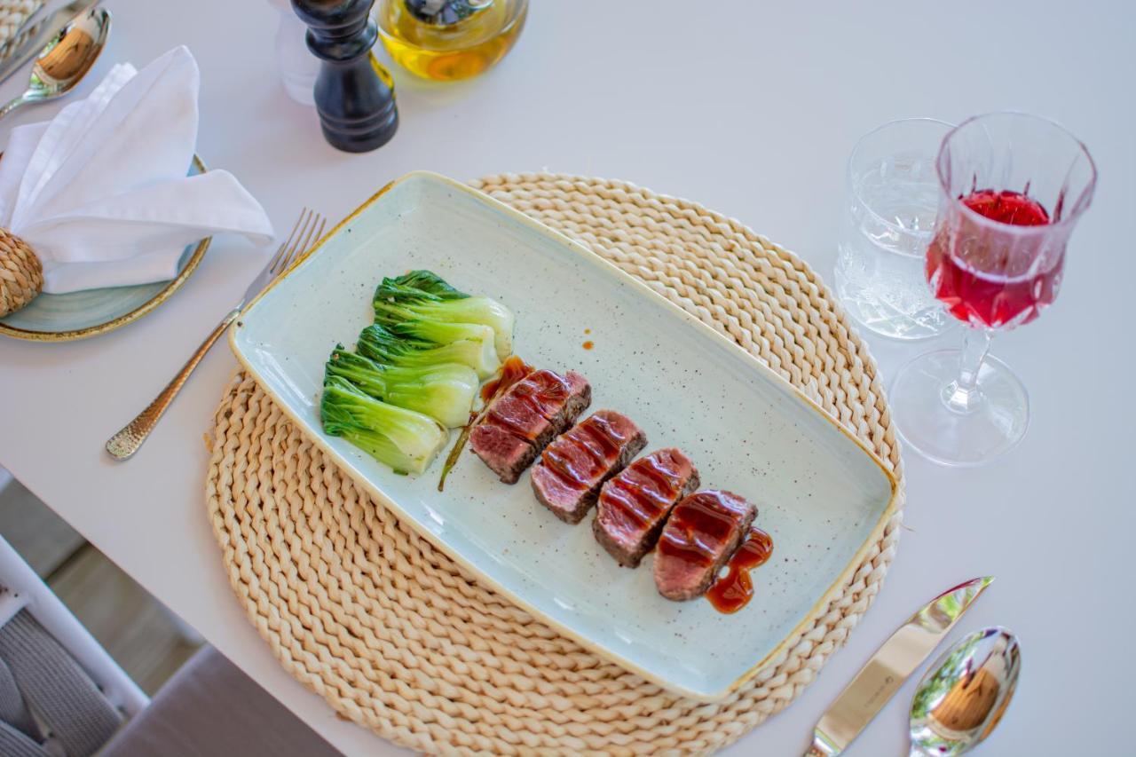 马拉希尼库达班多度假村 胡鲁马累 外观 照片 A placemat