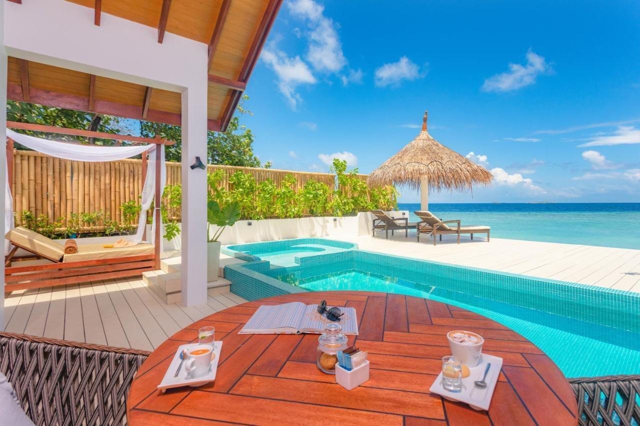 马拉希尼库达班多度假村 胡鲁马累 外观 照片 A beach villa at the resort