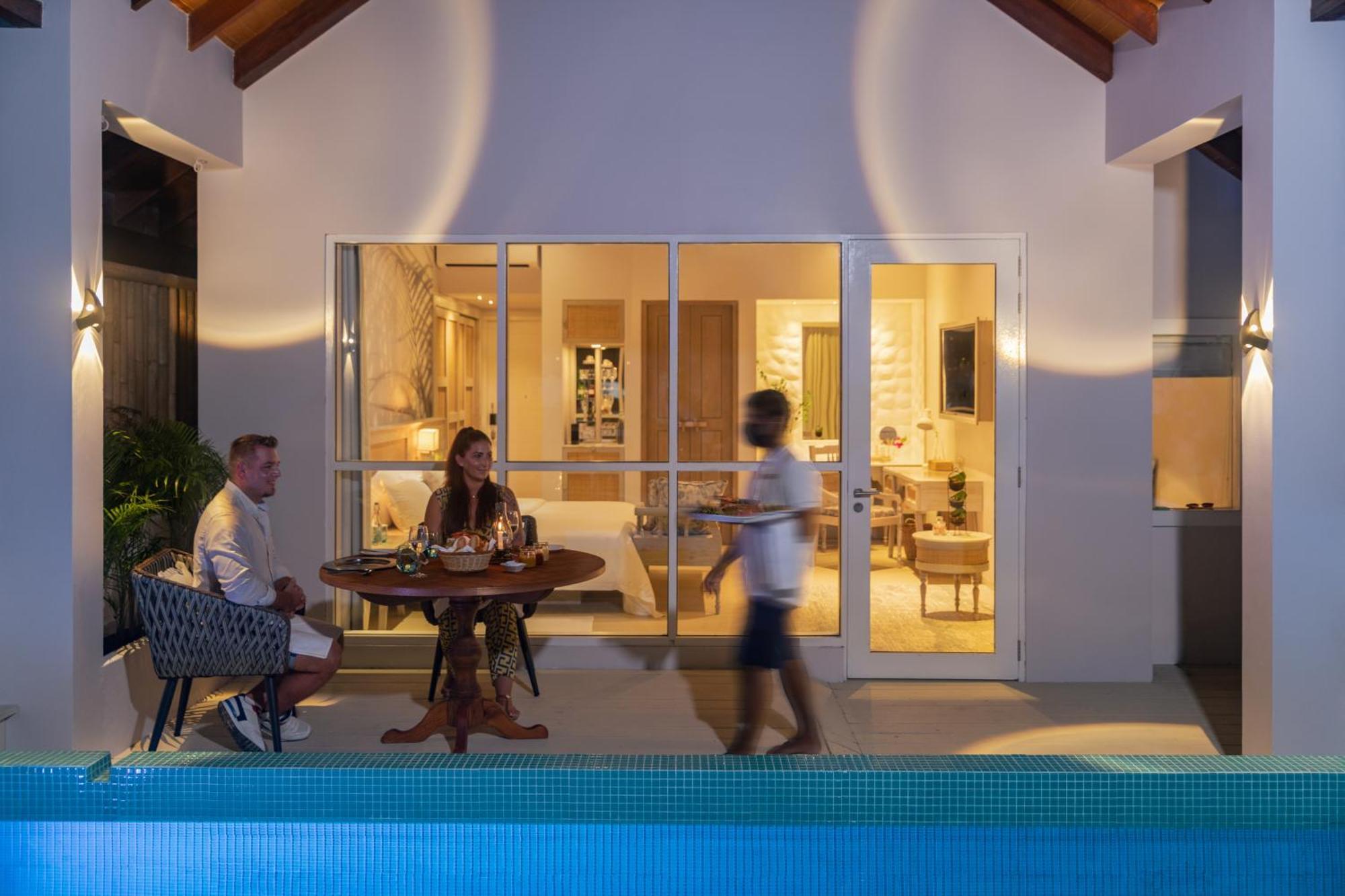 马拉希尼库达班多度假村 胡鲁马累 外观 照片 A poolside villa at the resort