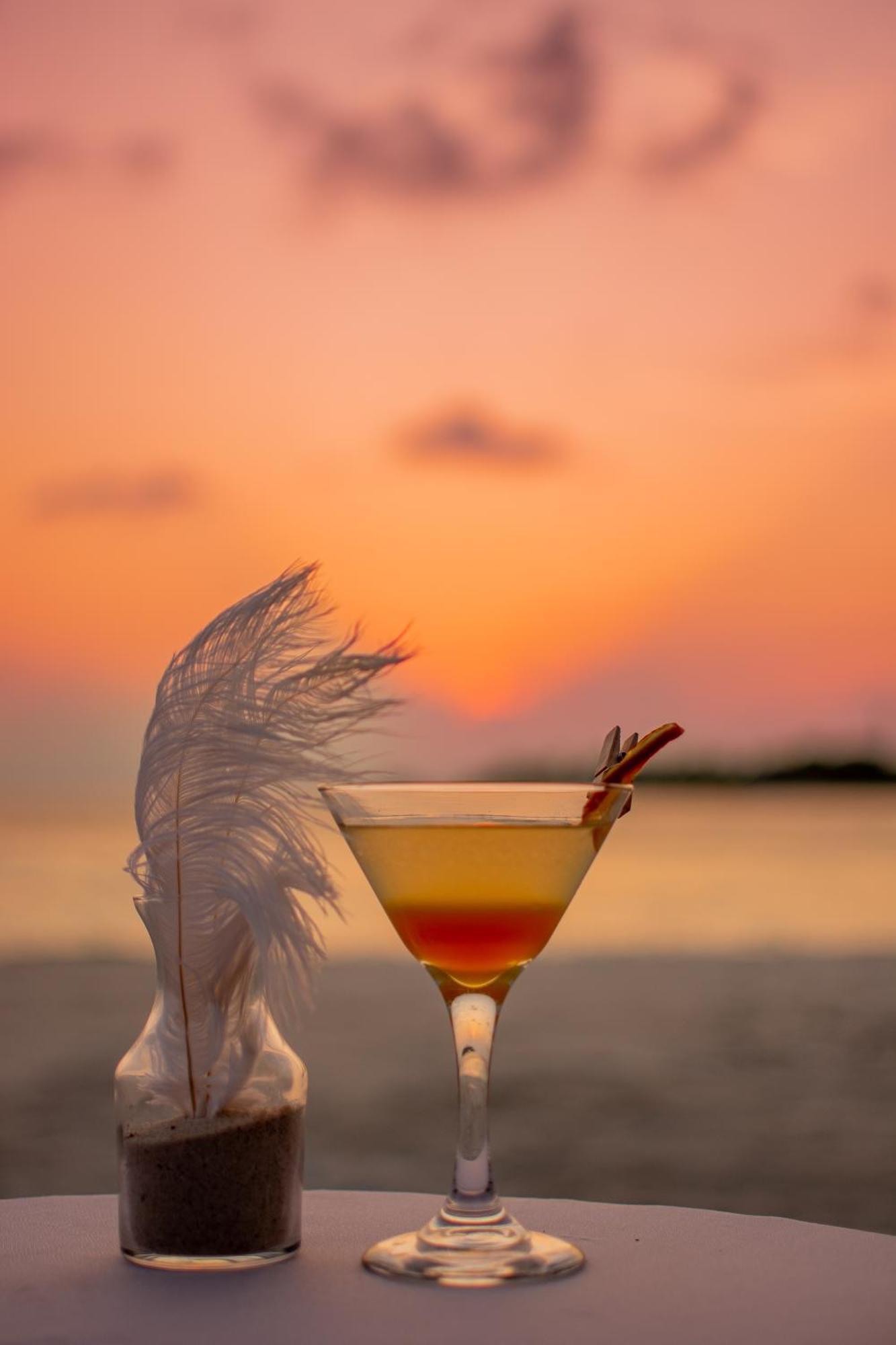 马拉希尼库达班多度假村 胡鲁马累 外观 照片 A whiskey sour