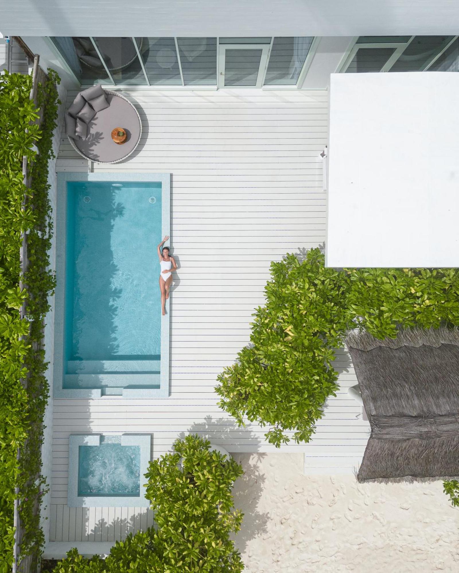 马拉希尼库达班多度假村 胡鲁马累 外观 照片 Aerial view of a pool